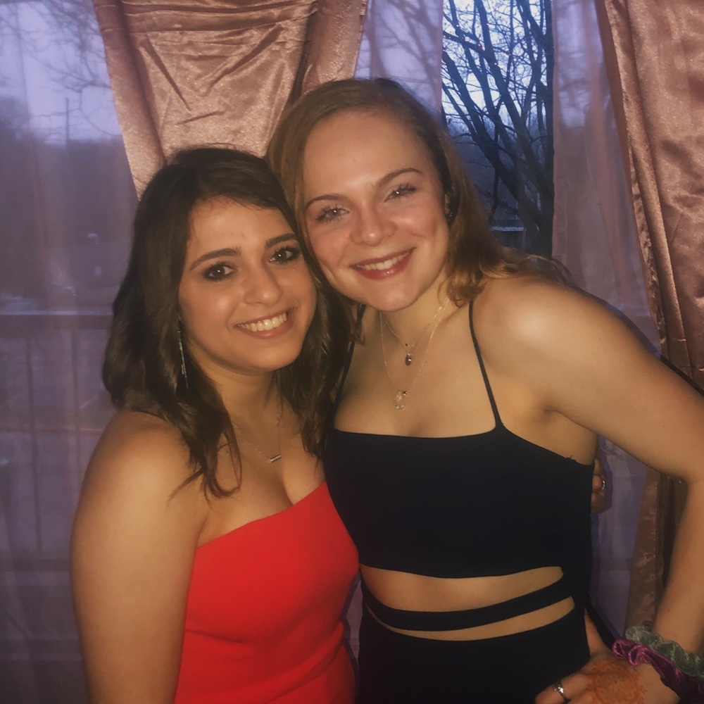 Meet your Posher, Chloe